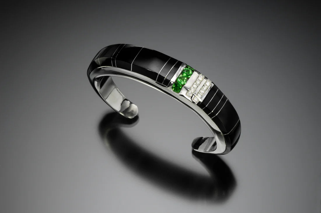 Stainless women's bracelet