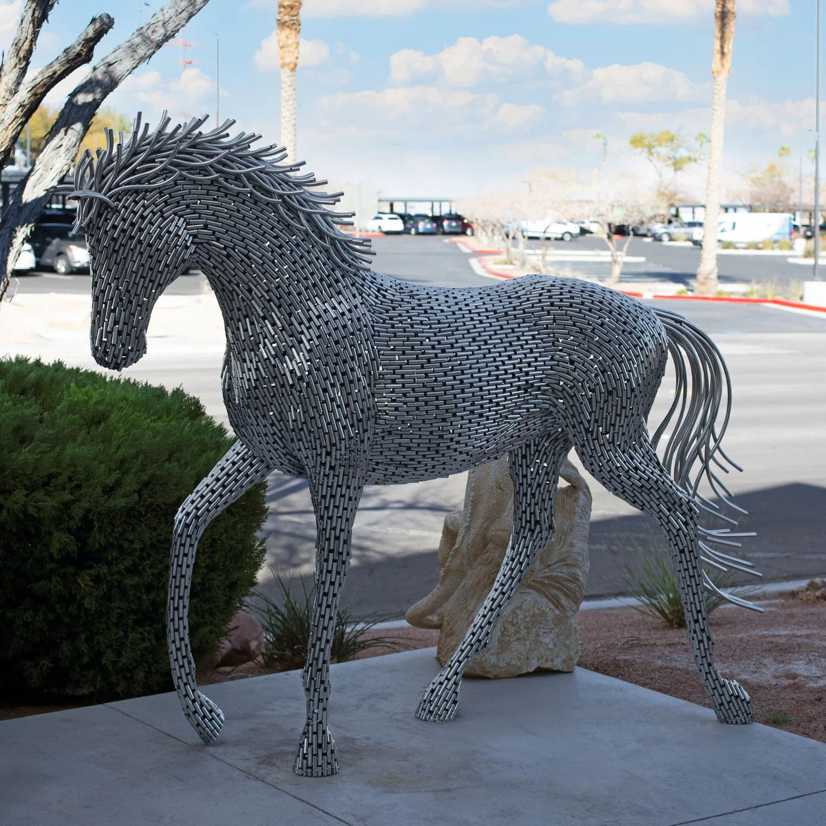 Walking Horse Stainless Steel Pipe Sculpture