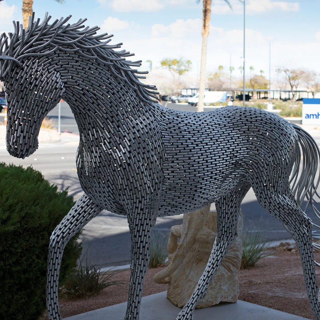 Walking Horse Stainless Steel Pipe Sculpture
