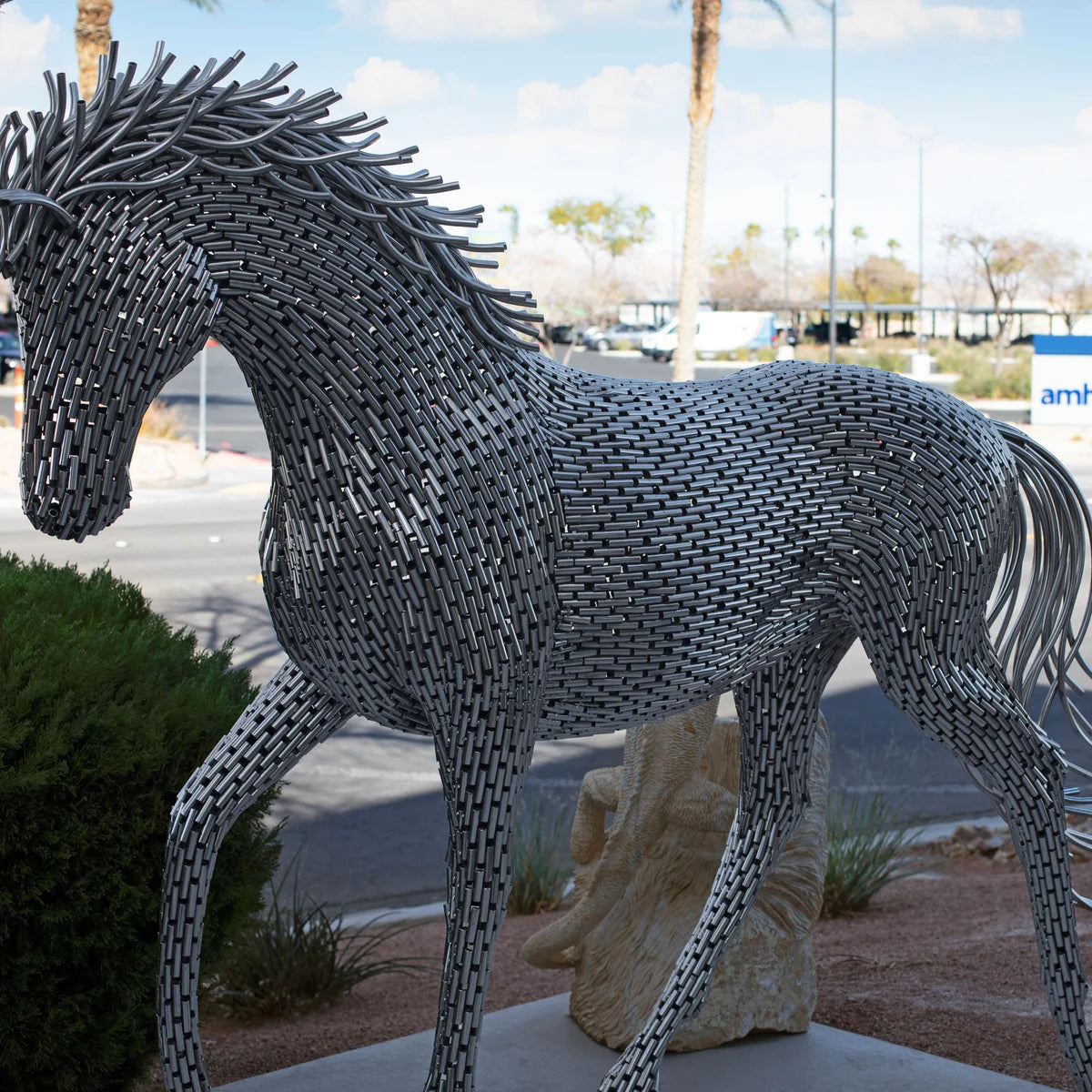 Walking Horse Stainless Steel Pipe Sculpture