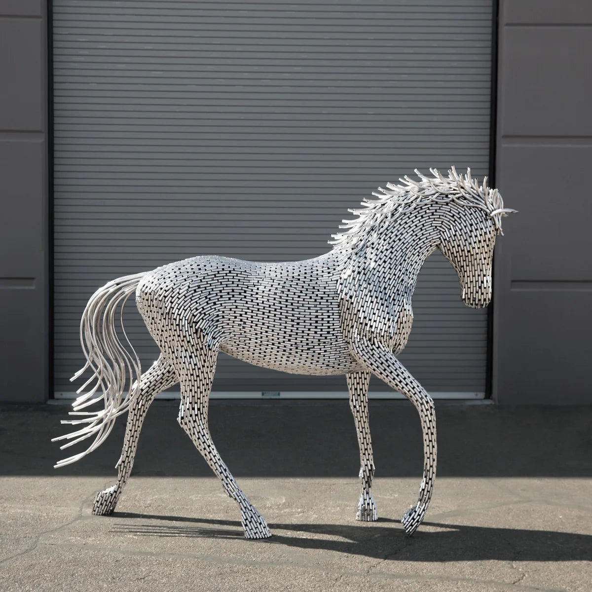 Walking Horse Stainless Steel Pipe Sculpture