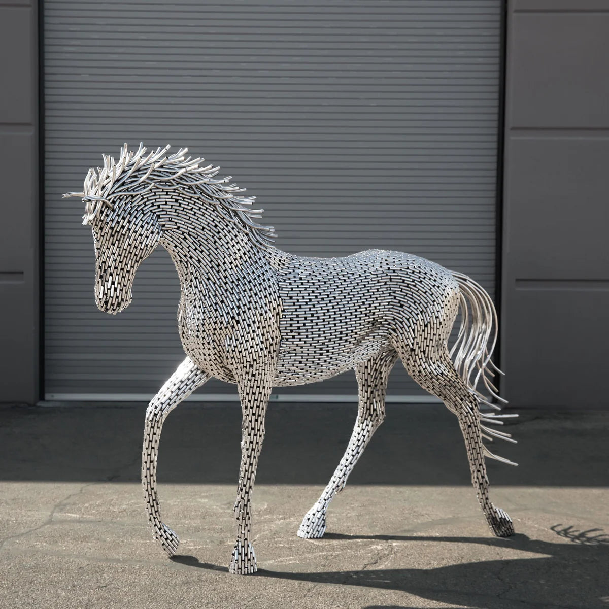 Walking Horse Stainless Steel Pipe Sculpture